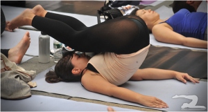 see-through-yoga-pants-2